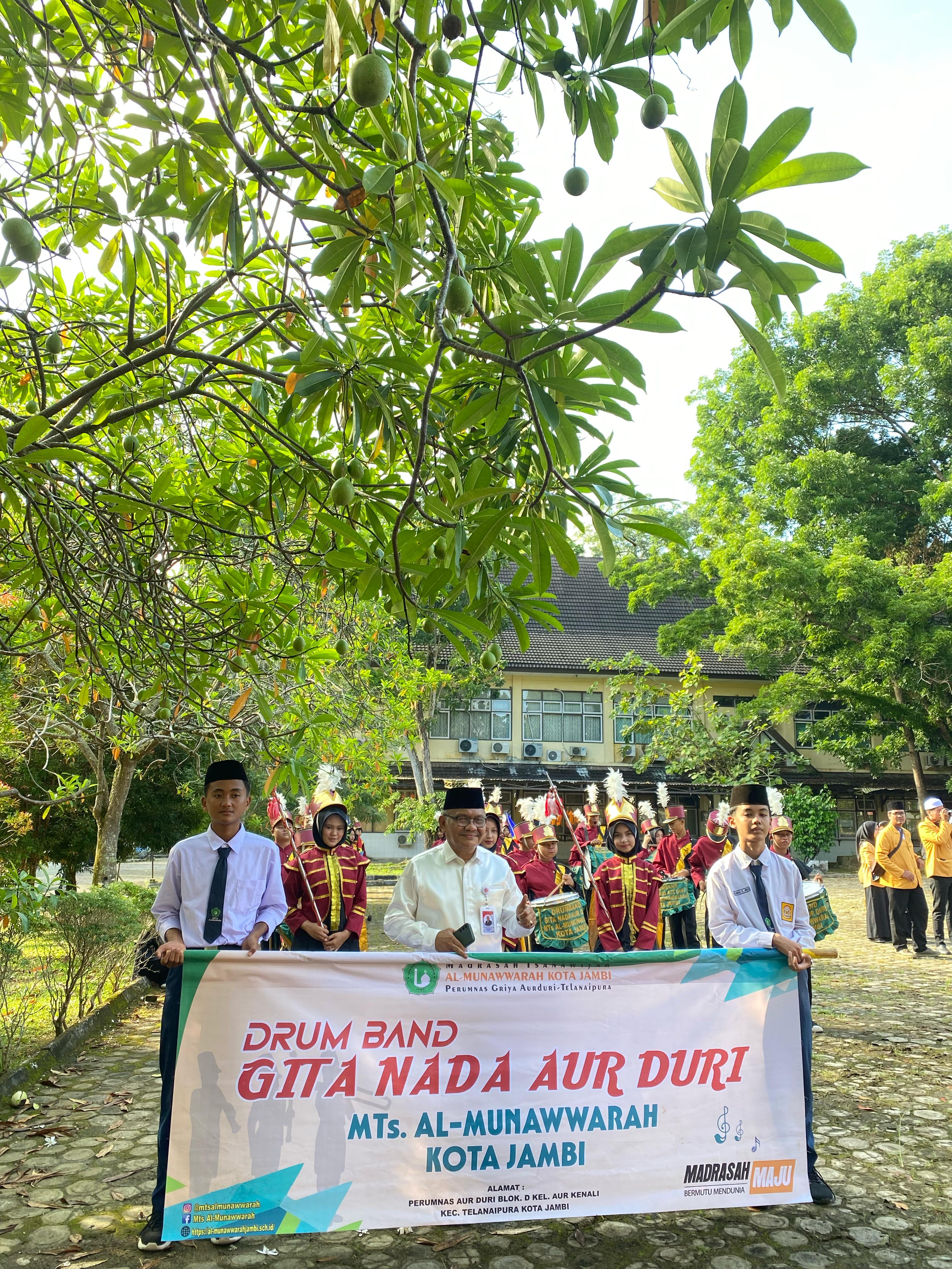 MTs Al Munawwarah Mengikuti Pawai Pembukaan MTQ Nasional dan Internasional di Universitas Jambi  MTs Al Munawwarah Mengikuti Pawai Pembukaan MTQ Nasional dan Internasional di Universitas Jambi